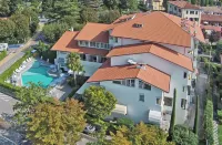 Hotel Nettuno Hotels in Bardolino