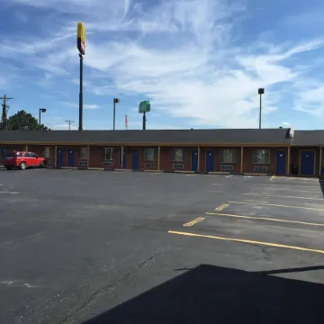 Economy Inn
