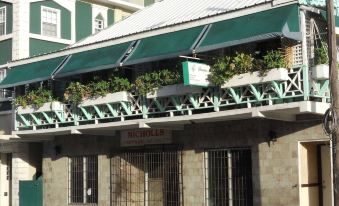 Seaview Inn