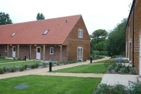 Heacham Manor Hotel Отели рядом с достопримечательностью «Макдоннелл Караванс»