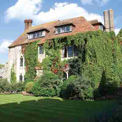 Amberley Castle- A Relais & Chateaux Hotel Hotel Exterior