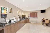 Super 8 by Wyndham Gilroy Hotels in Gilroy