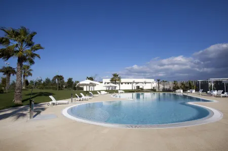 Arthotel & Park Lecce Отели в г. Castromediano
