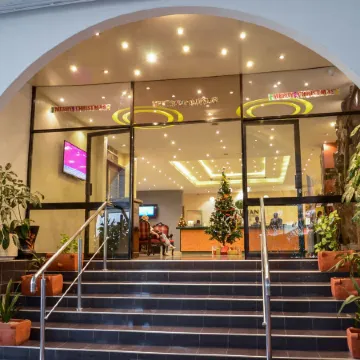 Best Western Plus Meridian Hotel