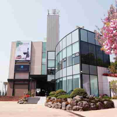 아시아레이크사이드호텔 Hotel Exterior