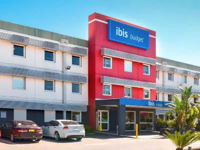 Ibis Budget Gosford Hotels near Central Coast Leagues Club