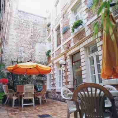 Hôtel Les Trois Luppars Hotel Exterior