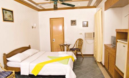 Angelyn's Dive Resort - Housity