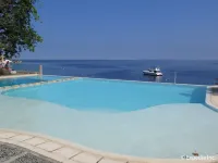 Aiyanar Beach and Dive Resort - Uima-altaat