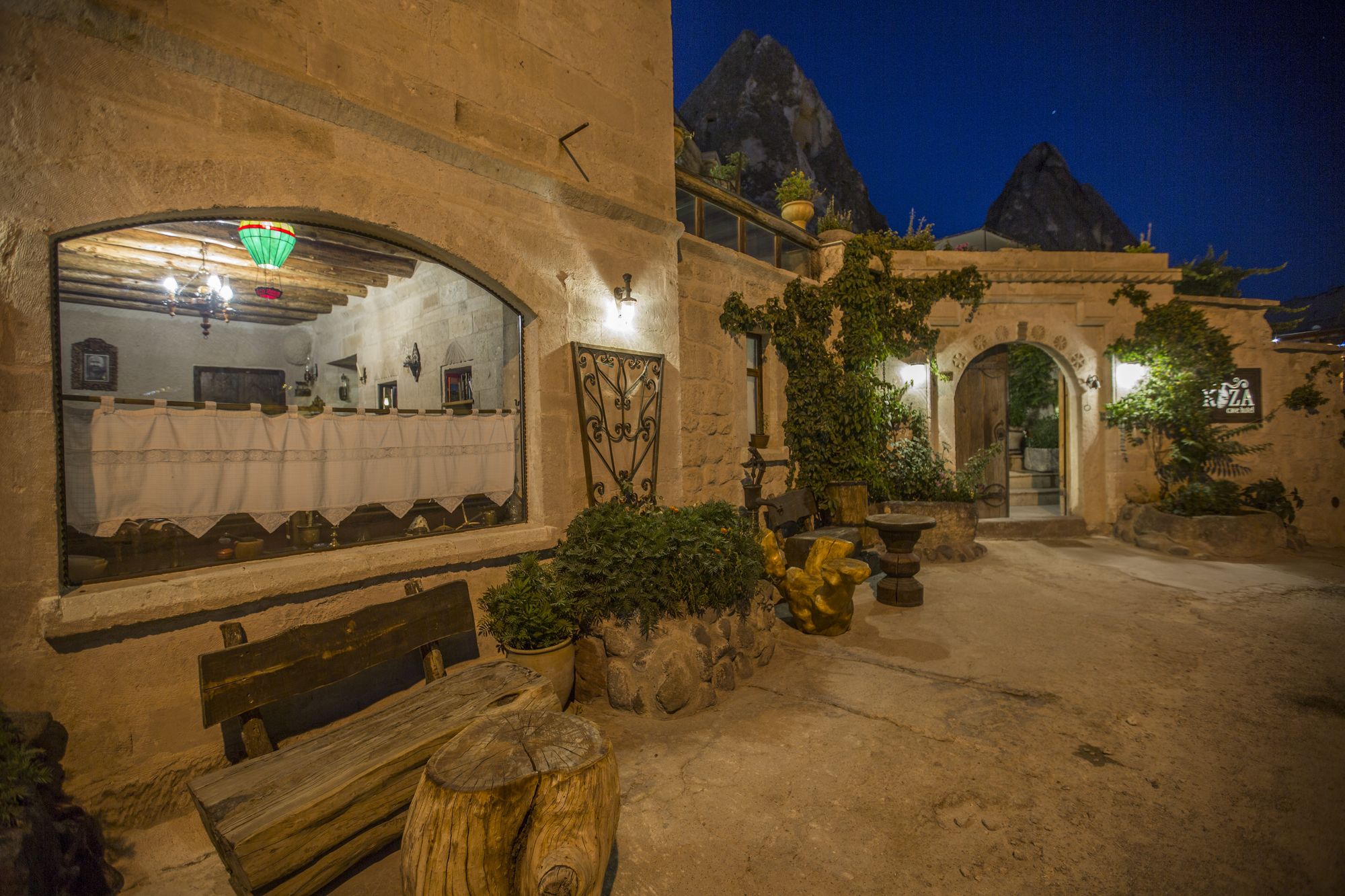 Koza Cave Hotel