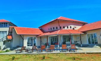 The Beach House by Kay Jay Hotels