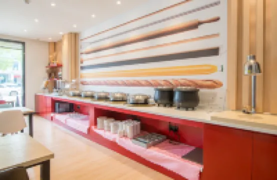 Ibis Hotel (Yixing Longbeishan Forest Park)