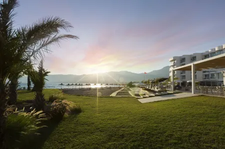 Marpessa Blue Beach Resort & Spa Hotel