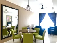 Sunset Seaview Vacation Condos @ Infinity Avenue