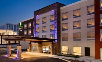 Holiday Inn Express & Suites Cincinnati NE - Redbank Road