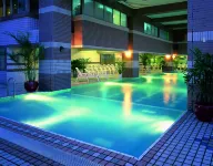 Cheng Pao Hotel - Rooftop Pools