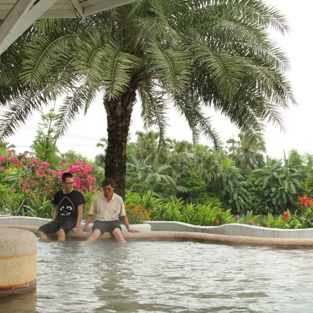 Shangri-La Boutique Hotel