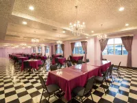 Jin Huei Hotel Hotels near Chulu Ranch