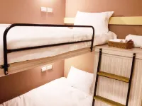 Divecube Hotel โรงแรมในไถจง