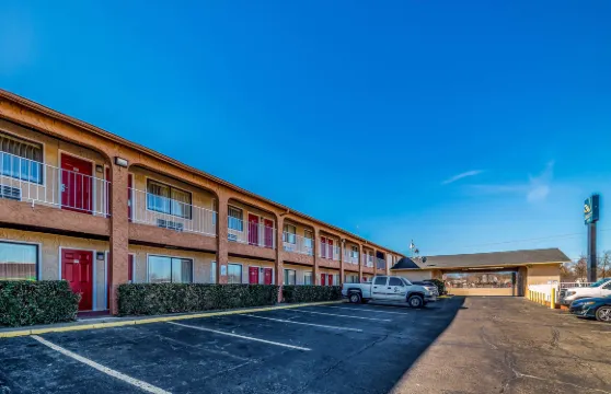 格倫普爾塔爾薩凱藝酒店