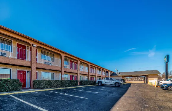 格倫普爾塔爾薩凱藝酒店