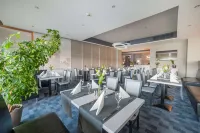 克拉特夫艾弗科特快捷貝斯特韋斯特酒店 - 早餐