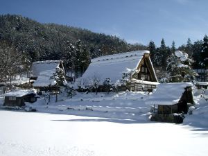 飛騨高山惠高莊山野月裏酒店