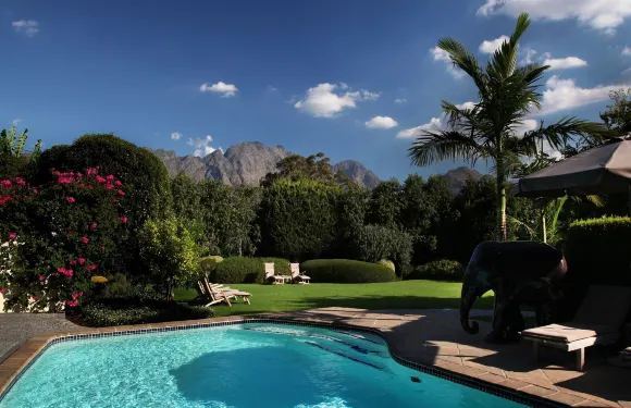 阿萬德羅德賓館