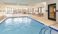 Courtyard Bismarck North Các khách sạn ở Bismarck