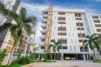 The Dlife Hotels in Amphoe Na Mom