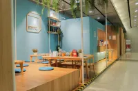 博克斯特曼谷機場膠囊旅館