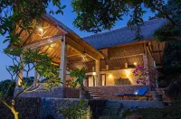 Sanglung Villas & Suites Các khách sạn ở Singaraja