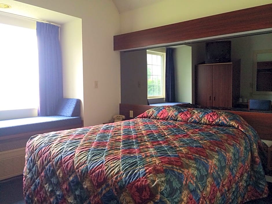 Americas Best Value Inn & Suites Maryville