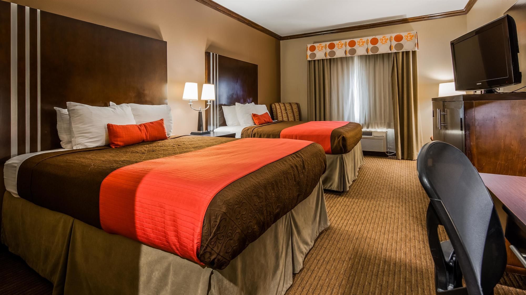Best Western Plus Texoma Hotel & Suites