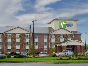 Holiday Inn Express & Suites Olathe South