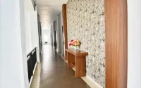 Kaimana Beach Hotel 2 Hotels in Kroy