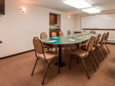 Tower Inn & Suites Hotels in Quesnel