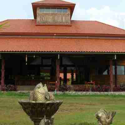 Golden Cliff Beach Resort Hotel Exterior