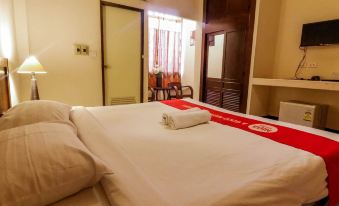 Nida Rooms Grand Pagoda Wat Ket