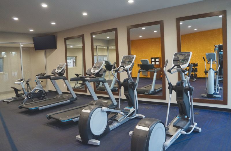 La Quinta Inn & Suites by Wyndham Waco Downtown - Baylor photo 3