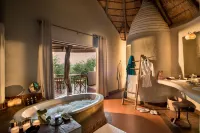 Madikwe Safari Lodge Hôtels à : Zeerust