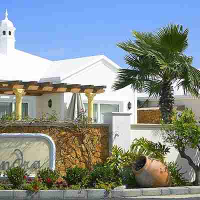 Villas Alondra Hotel Exterior