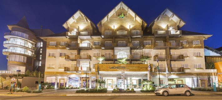 Hotel Laghetto Pedras Altas โรงแรมในกรามาโด้