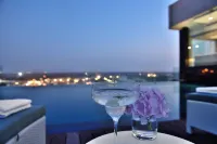 Renaissance Lucknow Hotel - Luxury