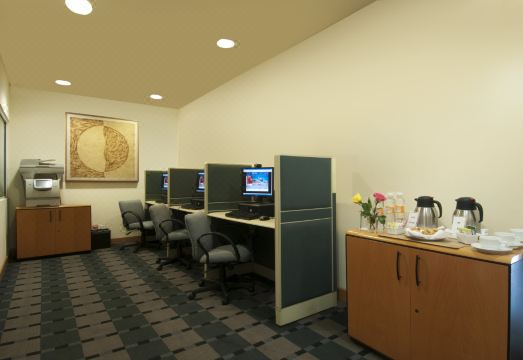 쇼핑몰 연결 호텔 전경