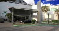 Holiday Inn Riyadh - Al Qasr Hotels near Masjid Diplomatic Quarters