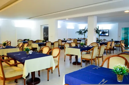 Posseidon Hotel Отели в г. Императриз