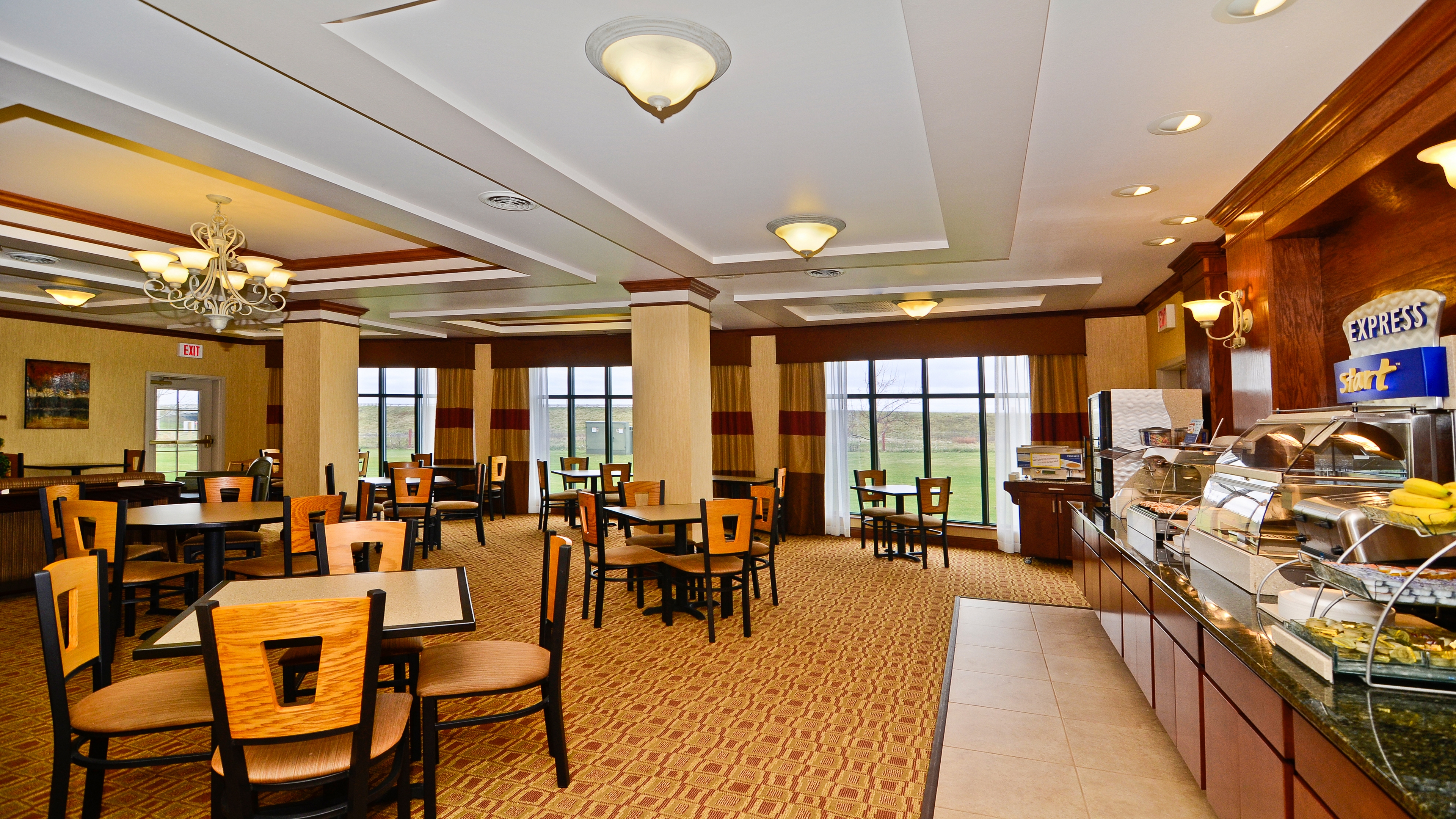 Holiday Inn Express Hotel & Suites Fort Atkinson, an Ihg Hotel