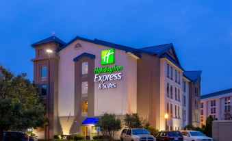 Holiday Inn Express & Suites Chicago-Midway Airport