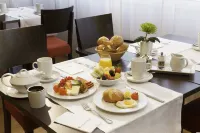Soaltee Hotel by Trip Inn Frankfurt Messe - فطور